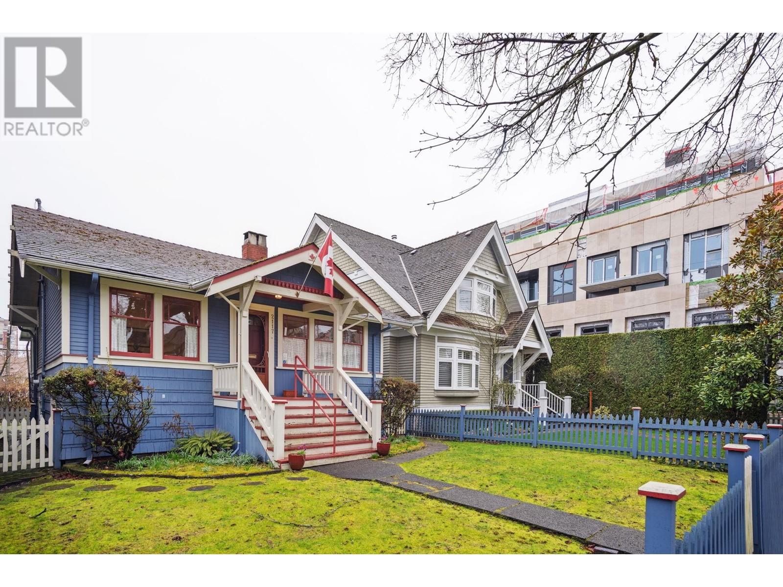 2117 W 46th Avenue, Vancouver, British Columbia  V6M 2L2 - Photo 2 - R2981871