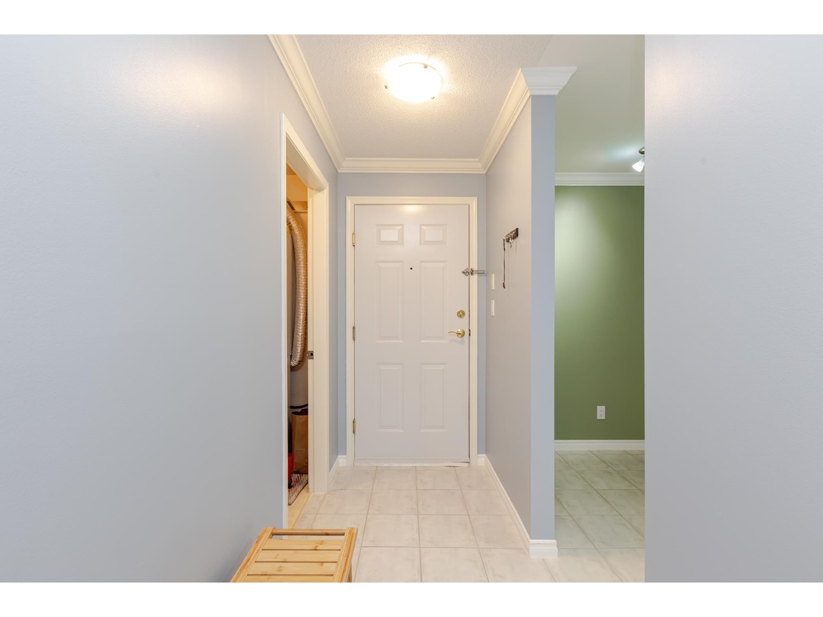 205 15140 108 Avenue, Surrey, British Columbia  V3R 0T9 - Photo 6 - R2963496
