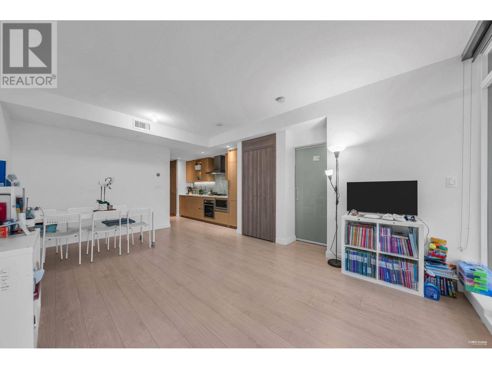703 4720 Lougheed Highway, Burnaby, British Columbia  V5C 0M8 - Photo 2 - R2957841