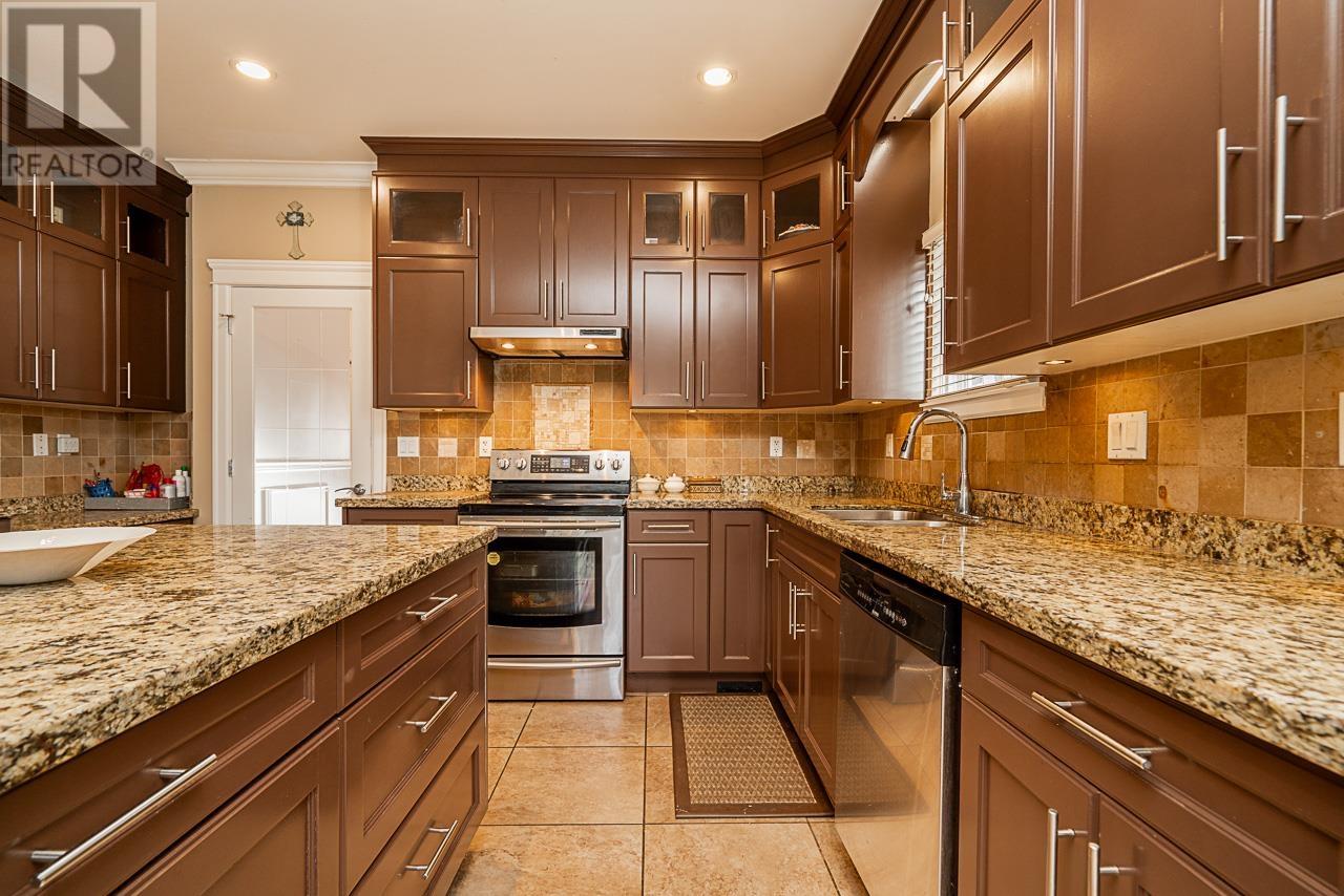 953a Alderson Avenue, Coquitlam, British Columbia  V3K 1V7 - Photo 11 - R2981667