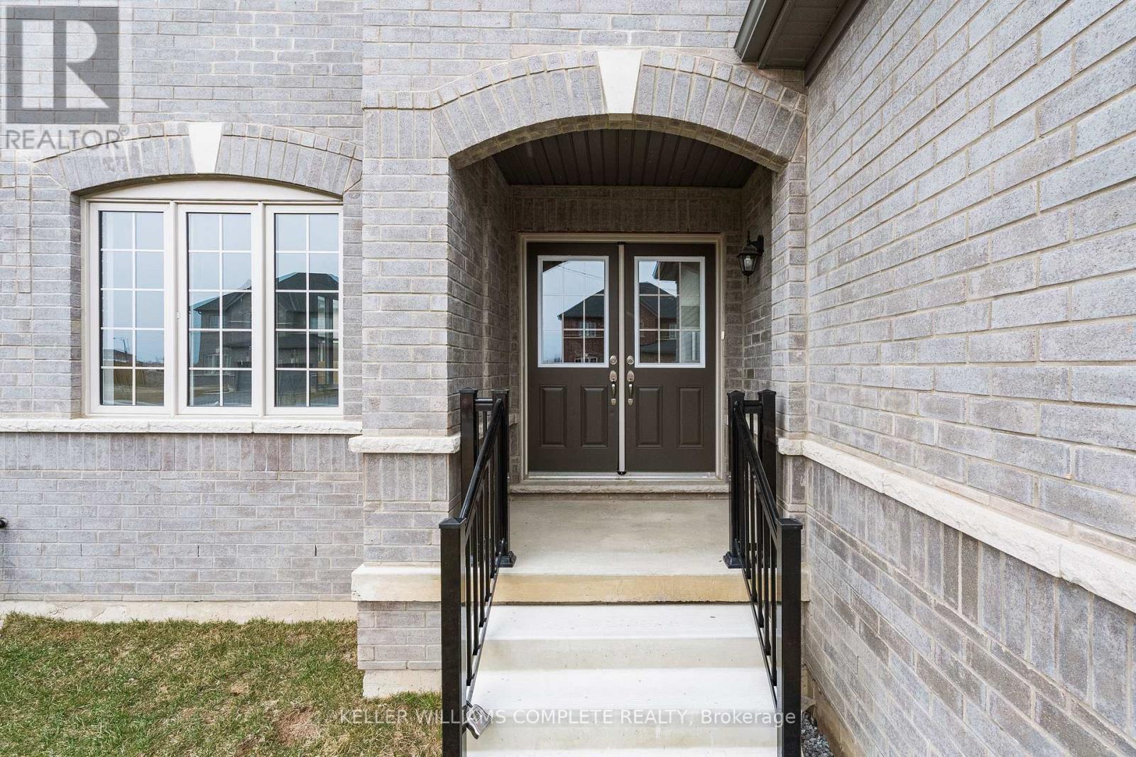Property at 15 VENTURE WAY image 4