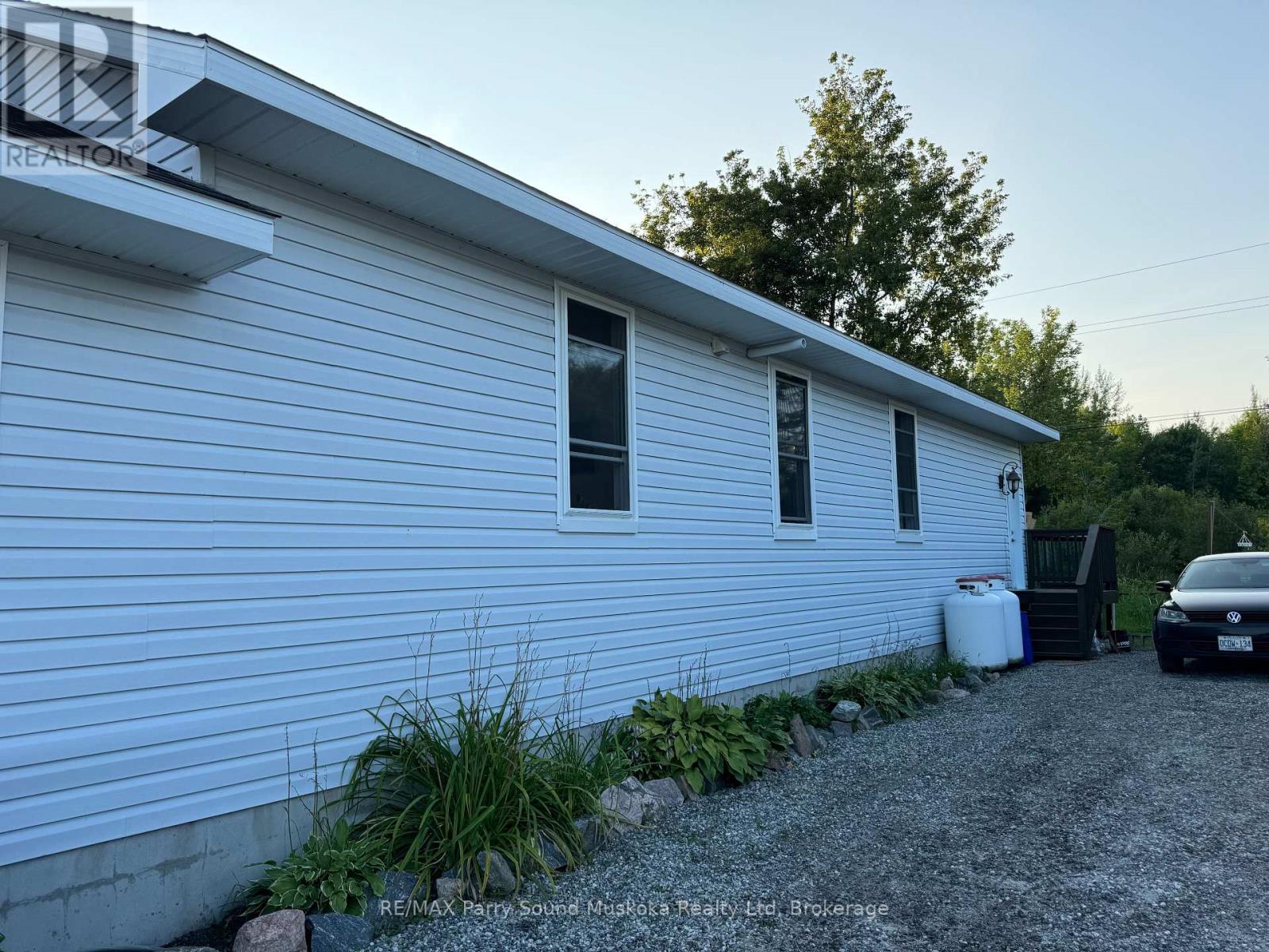 11540 Highway 522, Parry Sound Remote Area, Ontario  P0H 1Y0 - Photo 12 - X12032383