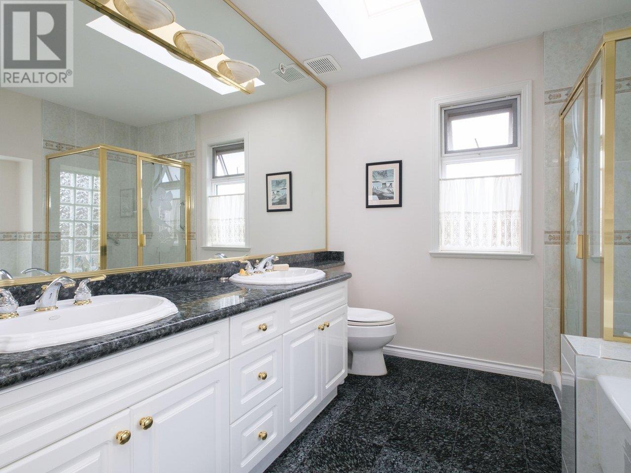 7541 Osler Street, Vancouver, British Columbia  V6P 4C8 - Photo 19 - R2981879