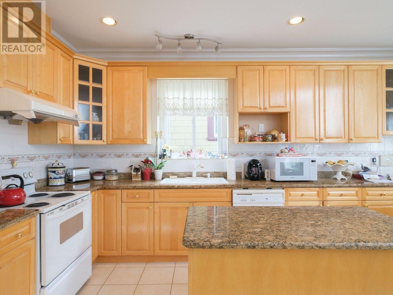 7541 Osler Street, Vancouver, British Columbia  V6P 4C8 - Photo 14 - R2981879