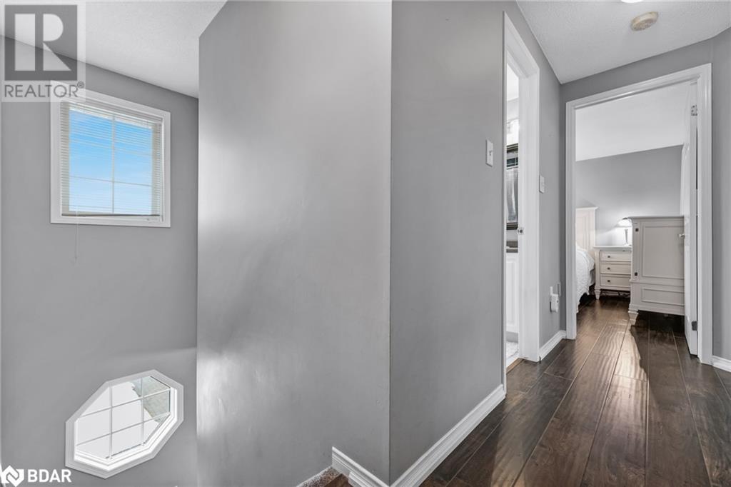 73 Srigley Street, Barrie, Ontario  L4N 0L7 - Photo 15 - 40710180