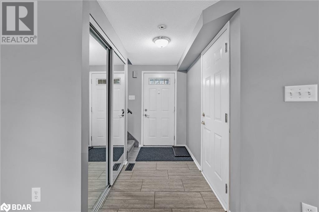 73 Srigley Street, Barrie, Ontario  L4N 0L7 - Photo 3 - 40710180