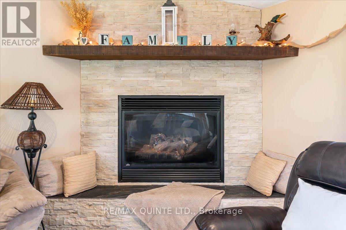 1686 County Road 13, Prince Edward County, Ontario K0K 2P0 - Photo 13 - X12041040