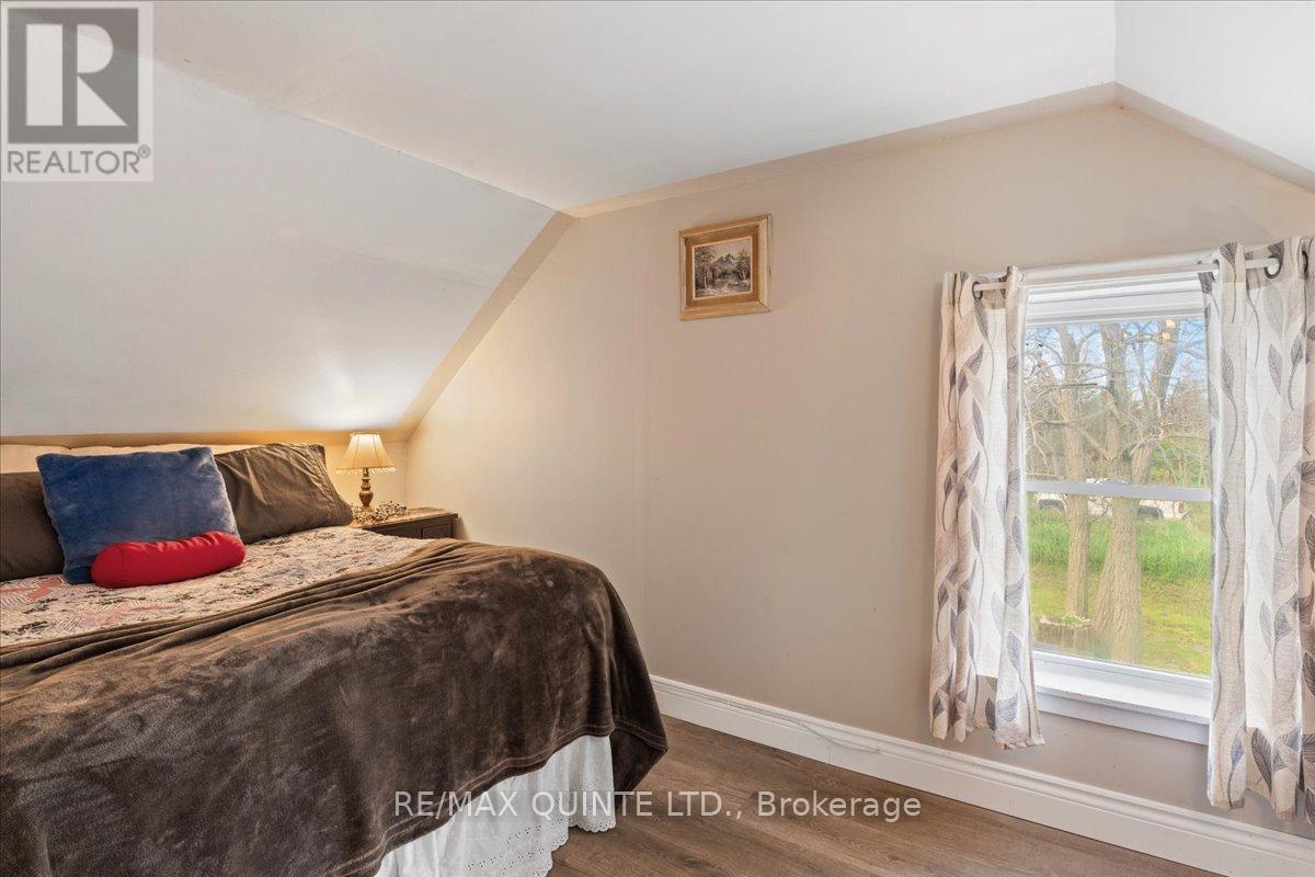 1686 County Road 13, Prince Edward County, Ontario K0K 2P0 - Photo 30 - X12041040