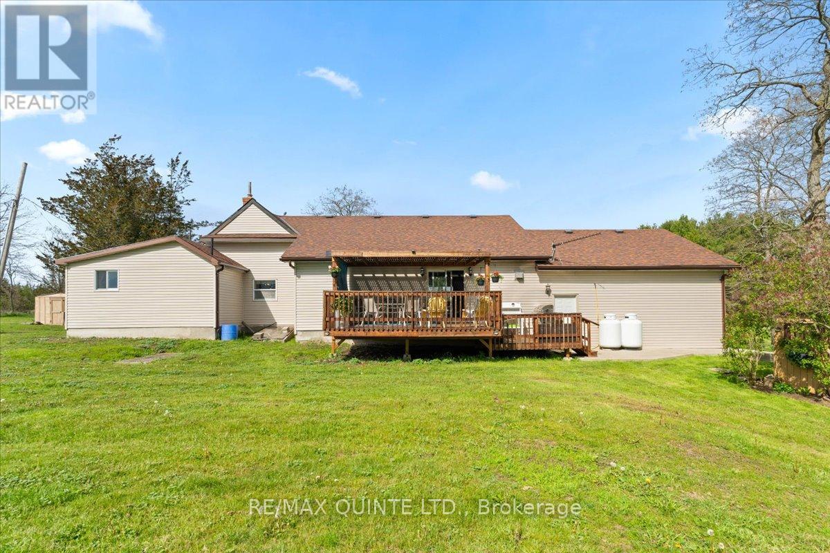 1686 County Road 13, Prince Edward County, Ontario K0K 2P0 - Photo 33 - X12041040