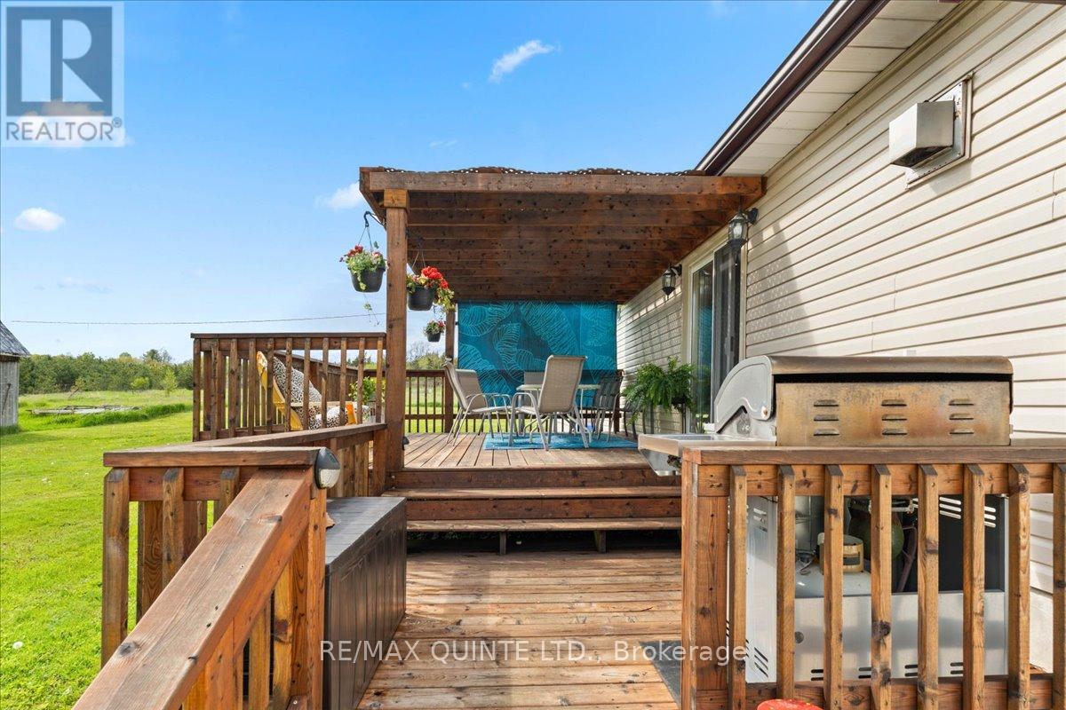 1686 County Road 13, Prince Edward County, Ontario K0K 2P0 - Photo 34 - X12041040