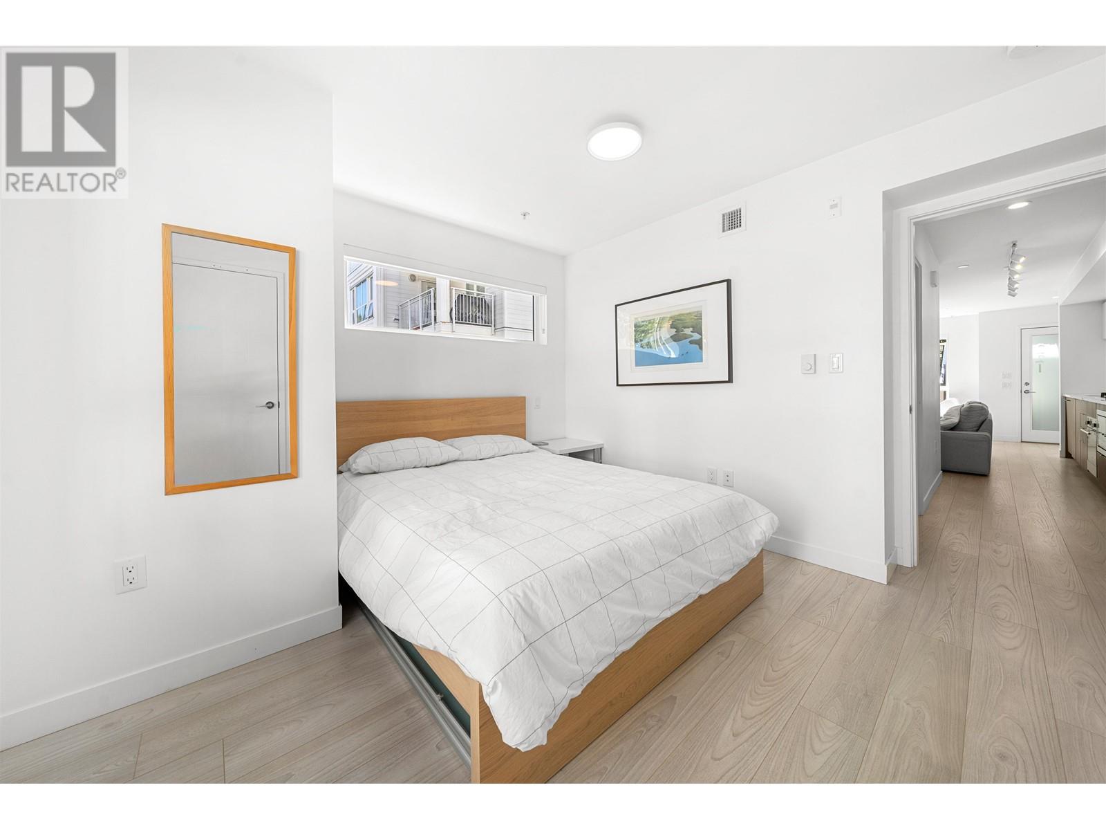 Listing Picture 11 of 22 : 221 311 E 16TH AVENUE, Vancouver / 溫哥華 - 魯藝地產 Yvonne Lu Group - MLS Medallion Club Member