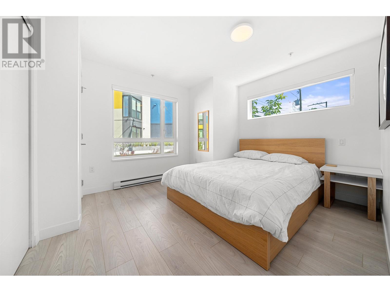 Listing Picture 12 of 22 : 221 311 E 16TH AVENUE, Vancouver / 溫哥華 - 魯藝地產 Yvonne Lu Group - MLS Medallion Club Member