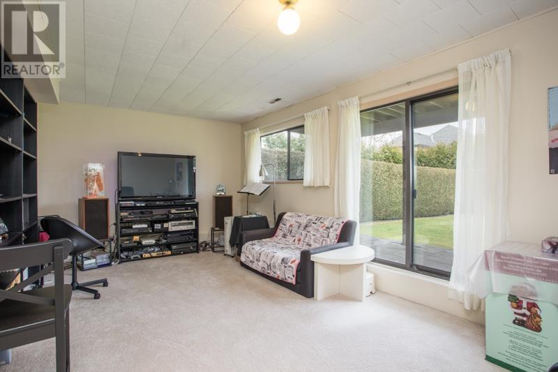 8491 Rideau Drive, Richmond, British Columbia  V7A 4M6 - Photo 23 - R2981162