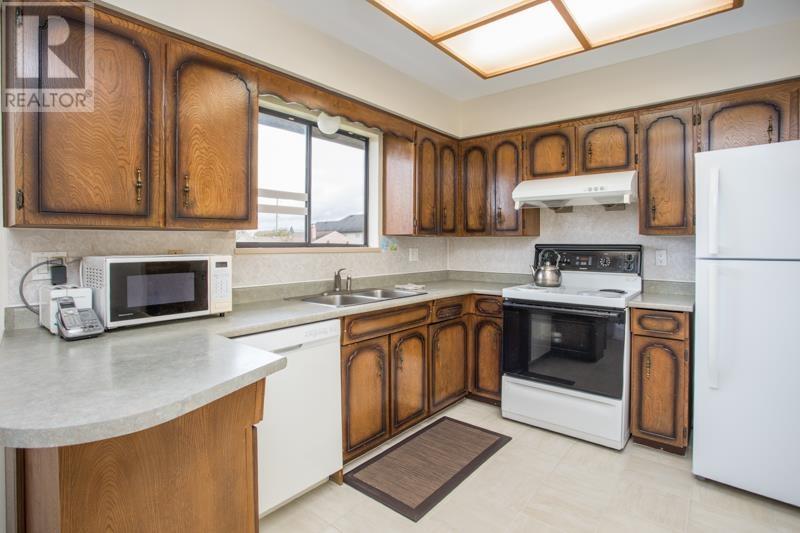 8491 Rideau Drive, Richmond, British Columbia  V7A 4M6 - Photo 14 - R2981162
