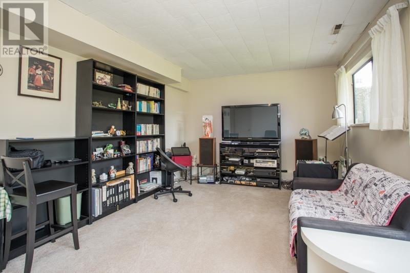 8491 Rideau Drive, Richmond, British Columbia  V7A 4M6 - Photo 24 - R2981162