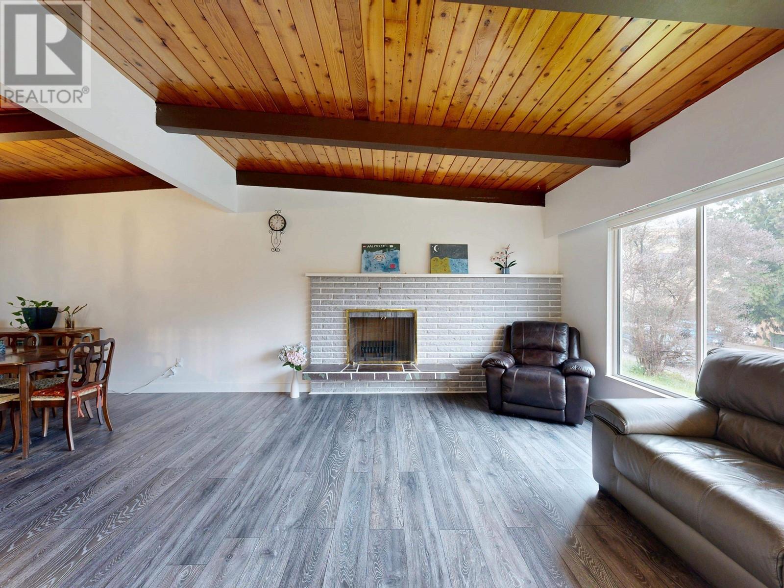 39 Mott Crescent, New Westminster, British Columbia  V3L 4L8 - Photo 6 - R2981860