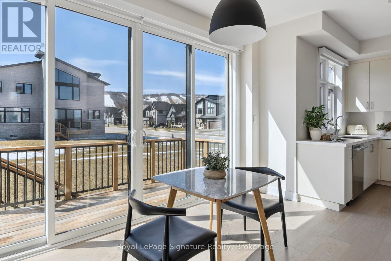 101 Cattail Crescent, Blue Mountains, Ontario  L9Y 5L3 - Photo 6 - X12041010