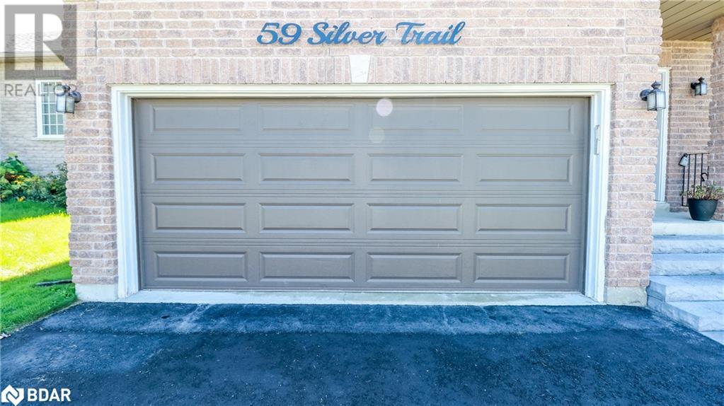 Property at 59 SILVER Trail image 3