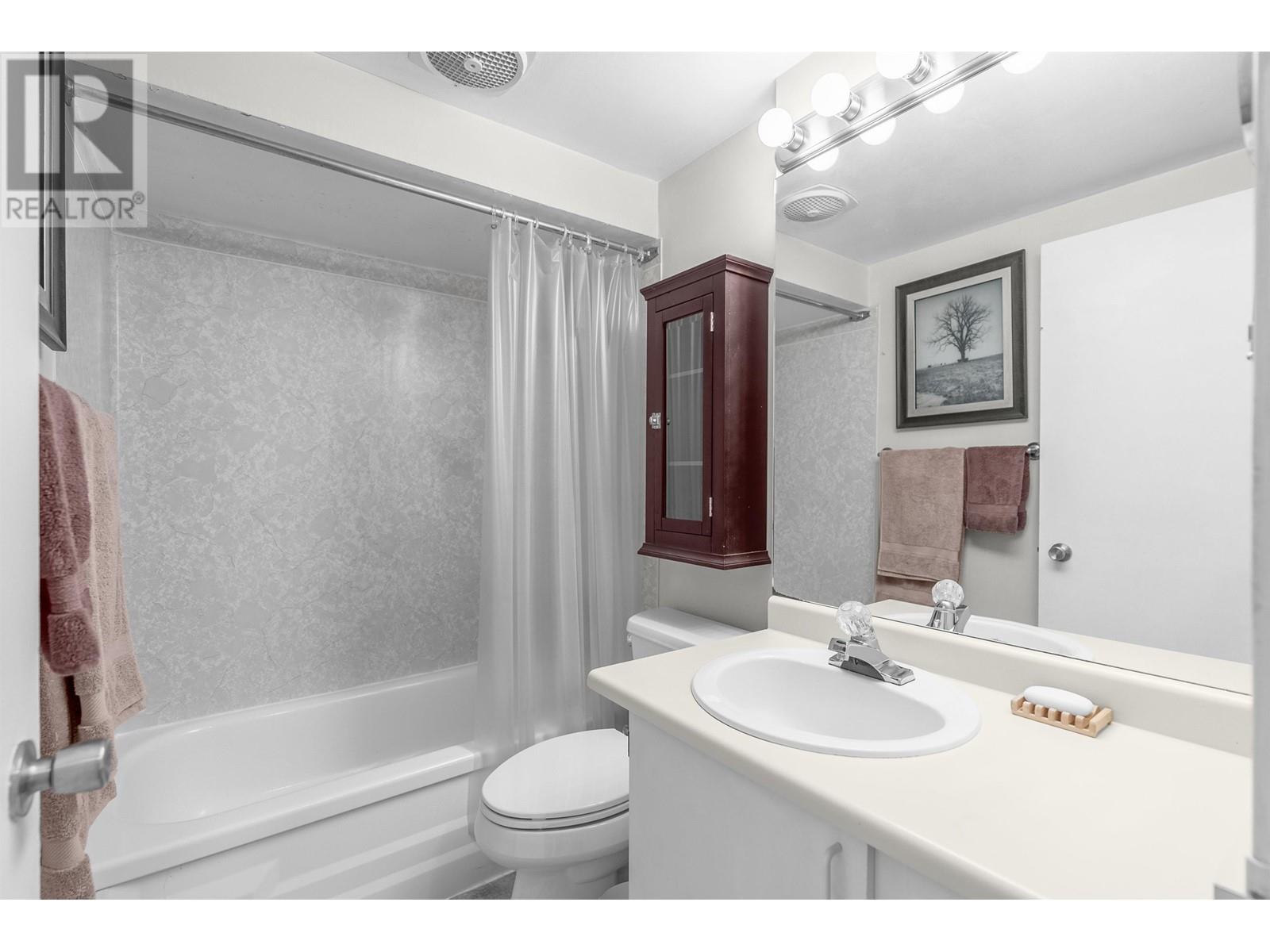 854 Westview Crescent, North Vancouver, British Columbia  V7N 3X8 - Photo 9 - R2981765