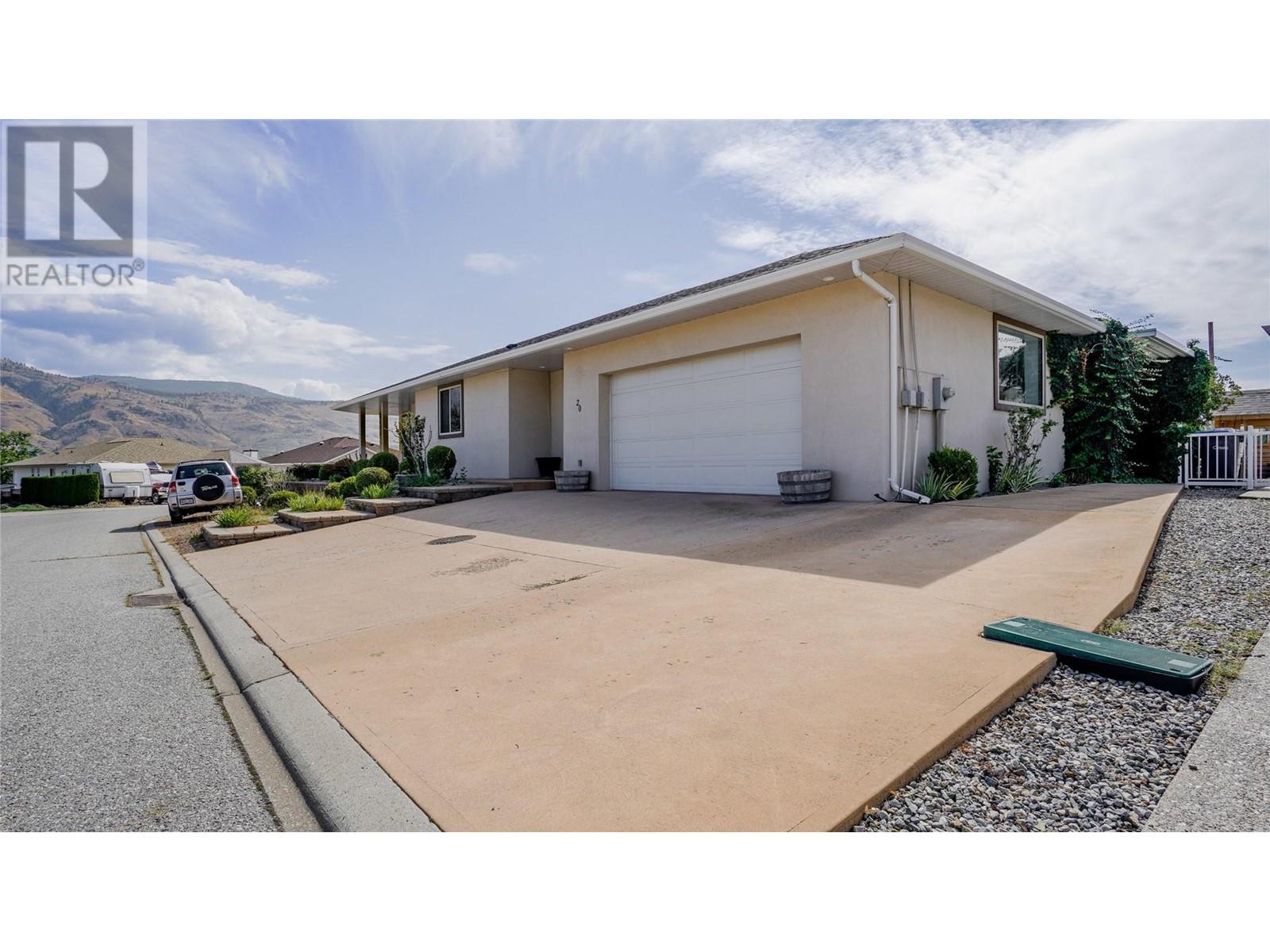 Property at 20 KILLDEER Place image 4