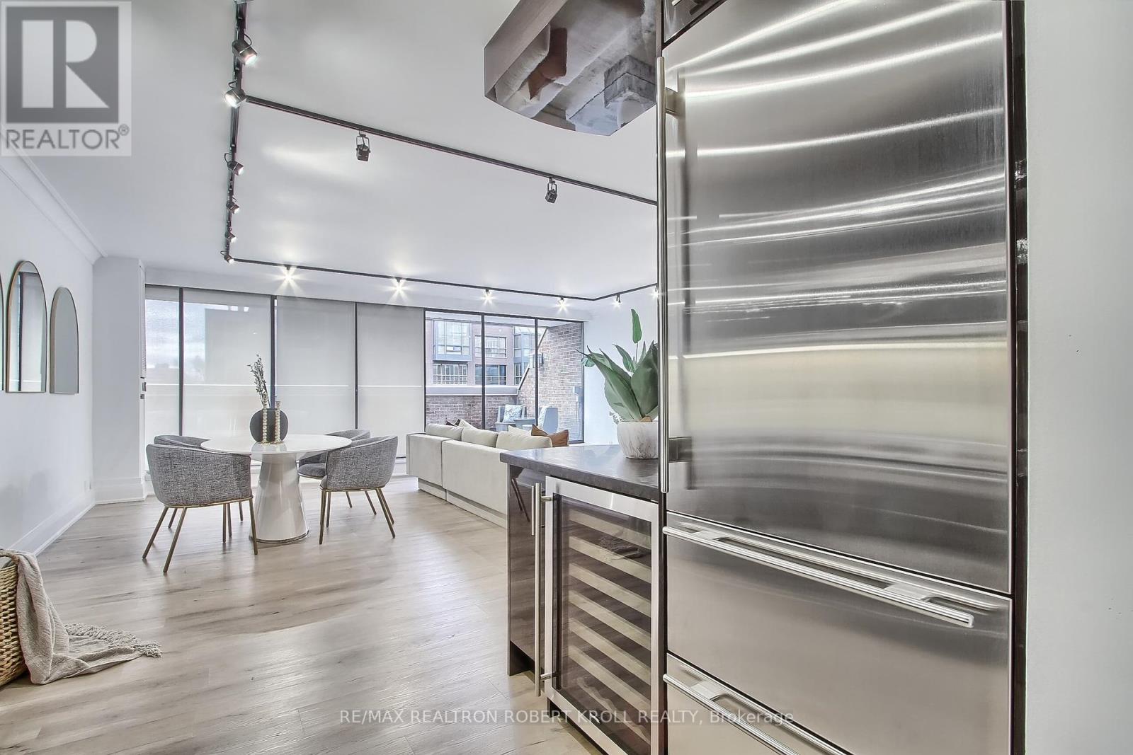 406 - 55a Avenue Road, Toronto (Annex), Ontario  M5R 2G3 - Photo 13 - C12039042