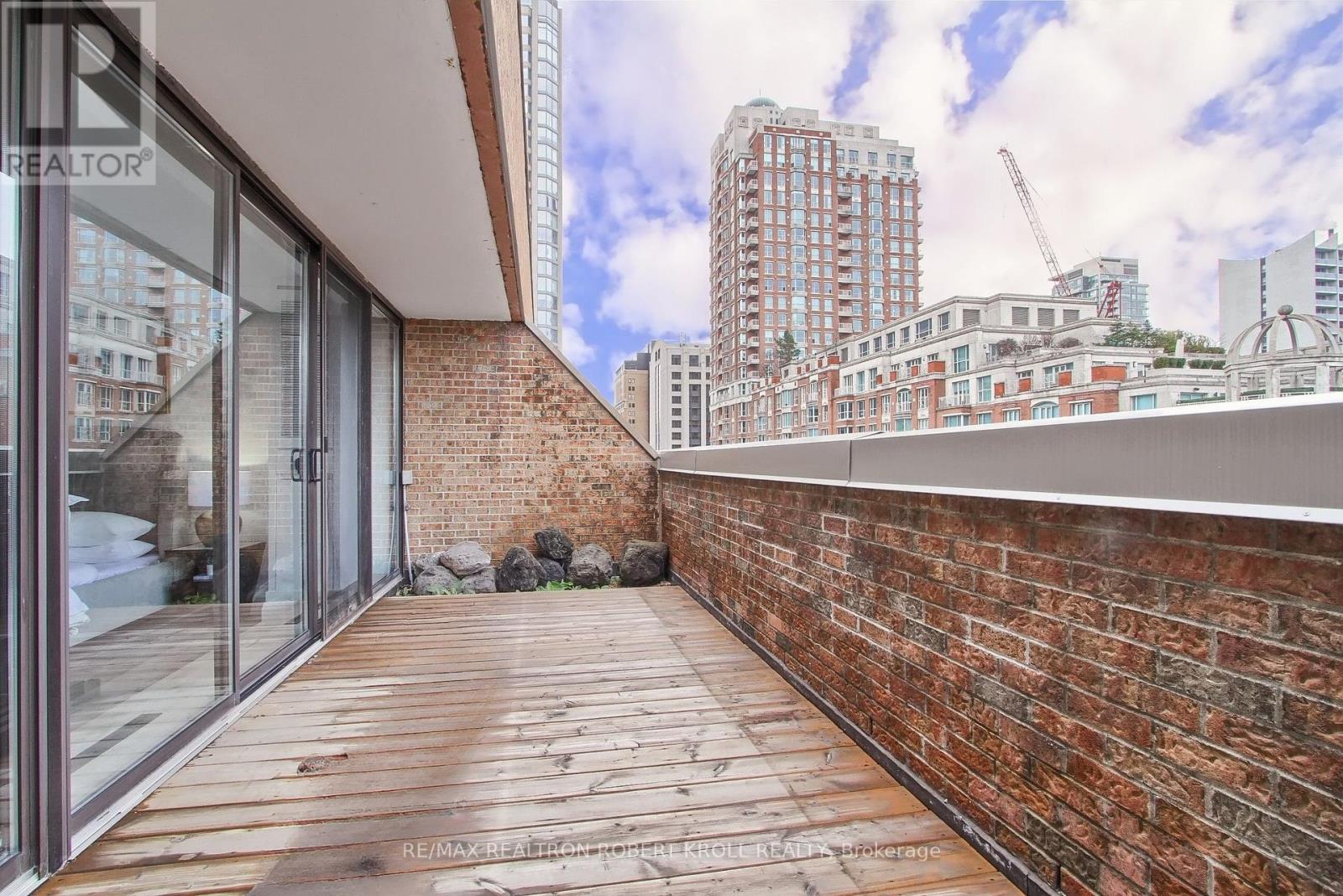 406 - 55a Avenue Road, Toronto (Annex), Ontario  M5R 2G3 - Photo 43 - C12039042