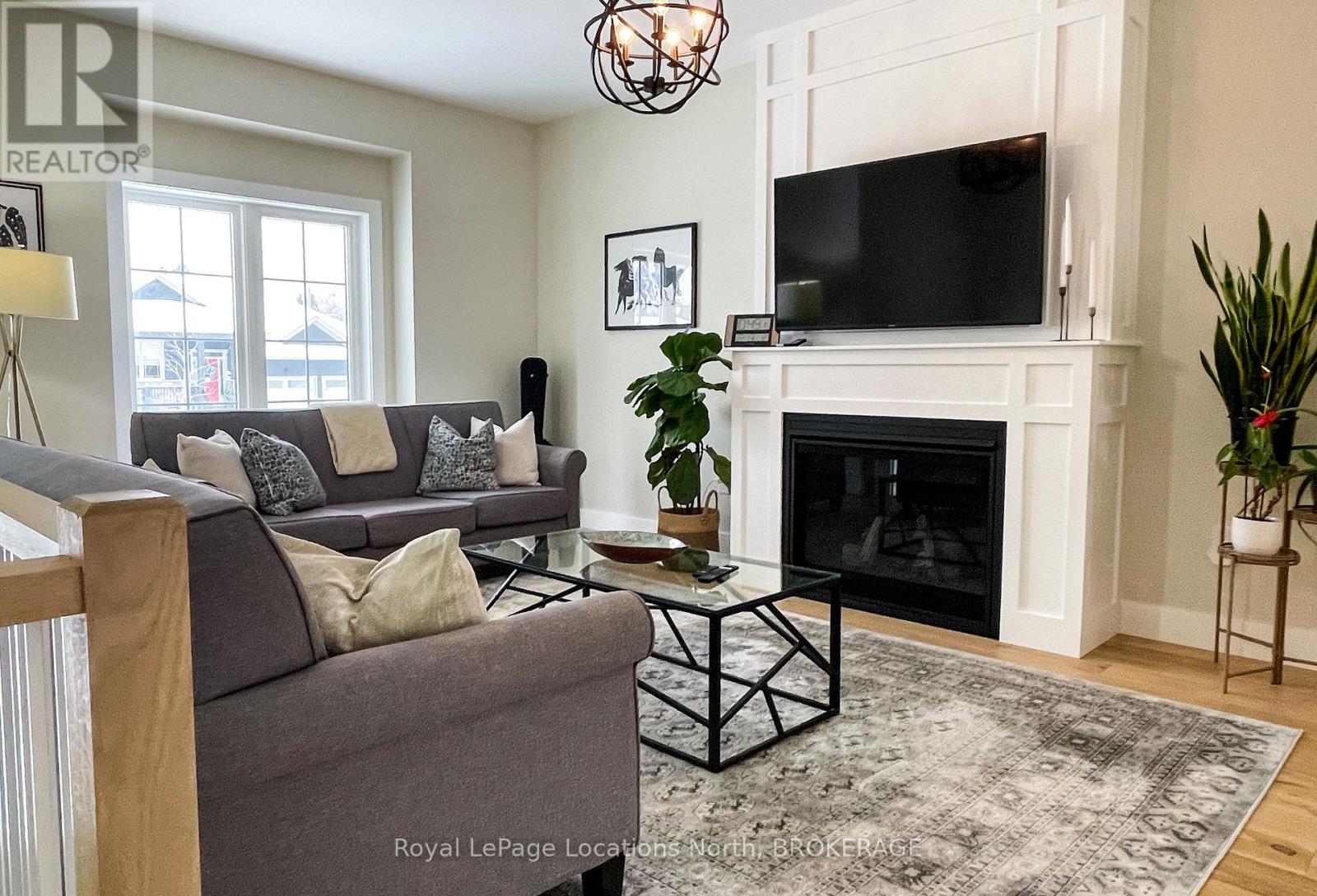 19 Gordon Crescent, Meaford, Ontario  N4L 1C7 - Photo 3 - X10437057