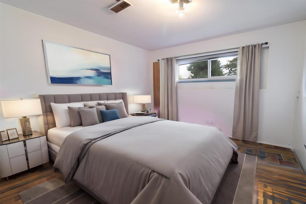 11524 97a Avenue, Surrey, British Columbia  V3V 2G2 - Photo 2 - R2981783