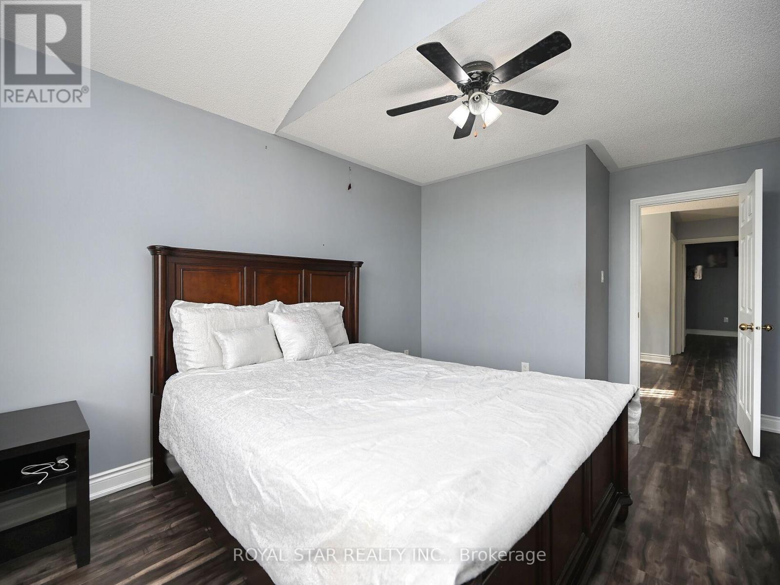 33 Alice Spring Crescent, Brampton (Credit Valley), Ontario  L6X 0R7 - Photo 28 - W12029412