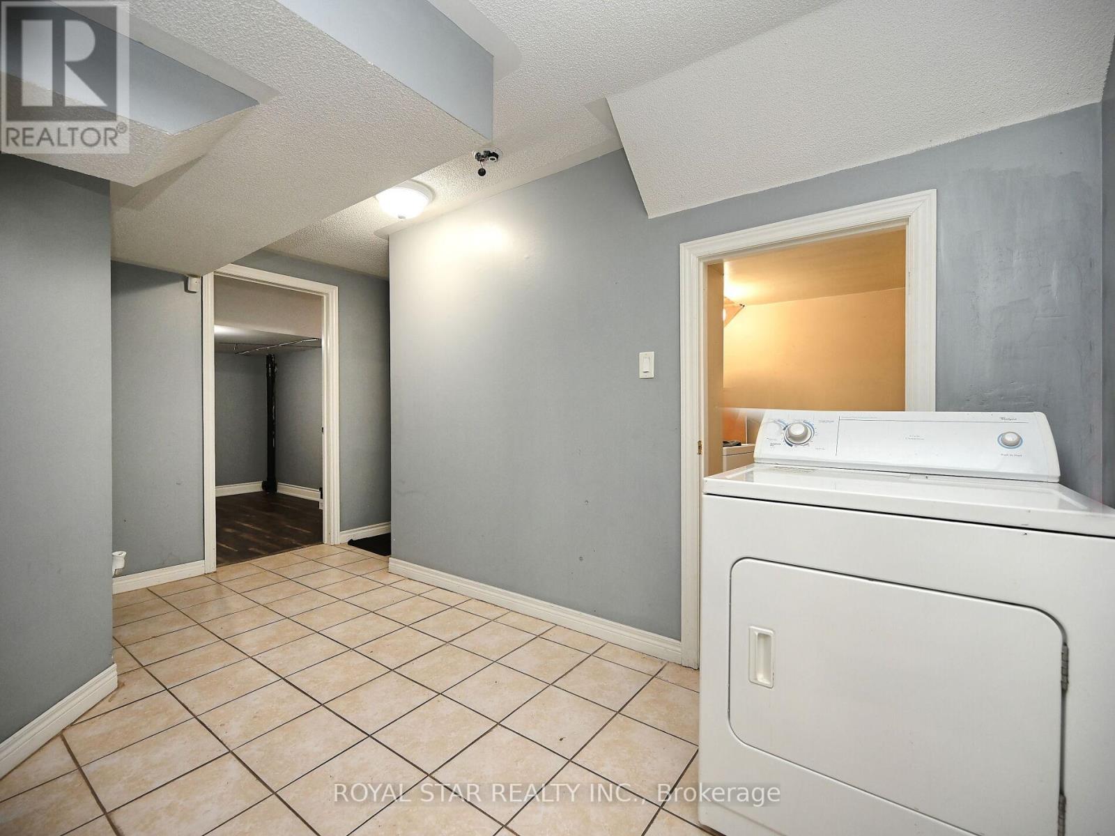 33 Alice Spring Crescent, Brampton (Credit Valley), Ontario  L6X 0R7 - Photo 34 - W12029412