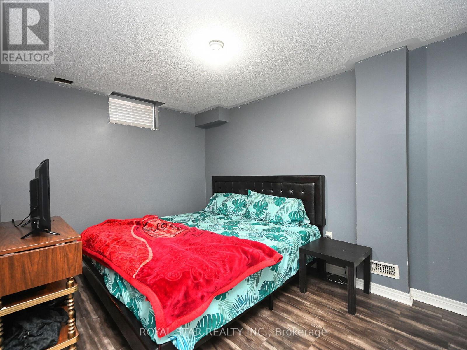 33 Alice Spring Crescent, Brampton (Credit Valley), Ontario  L6X 0R7 - Photo 40 - W12029412