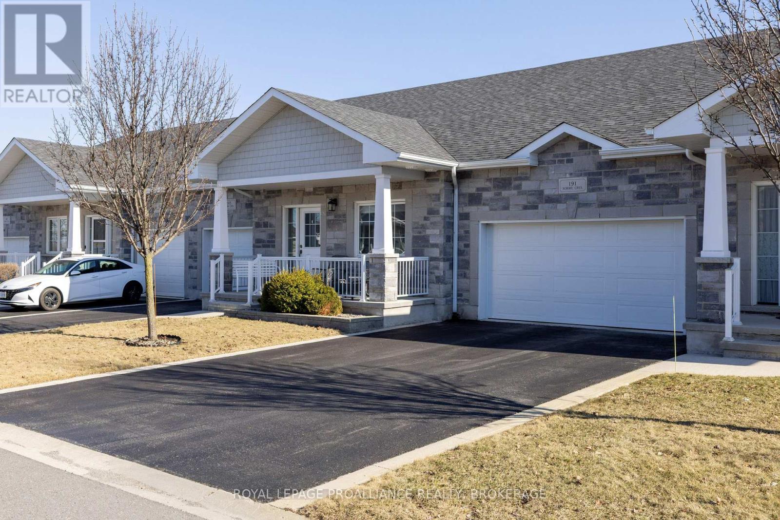 193 Sorbie Crescent, Loyalist, Ontario  K7N 0B8 - Photo 2 - X12041074