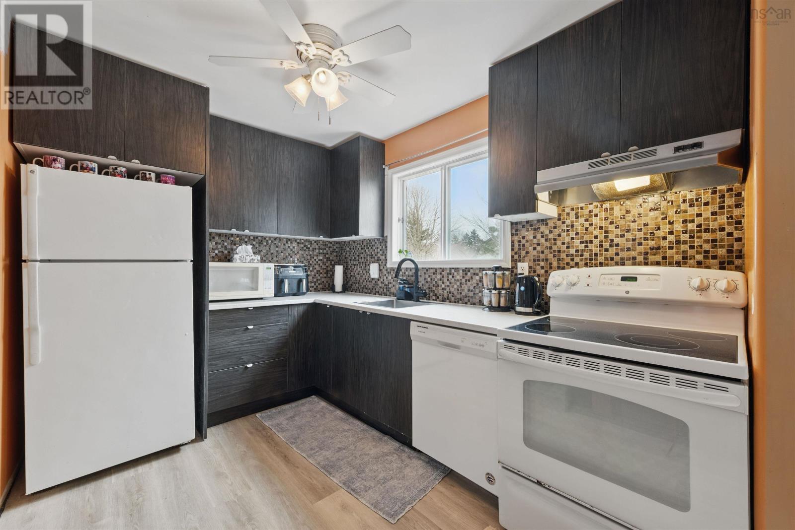 32 Londra Court, Dartmouth, Nova Scotia  B2W 5A5 - Photo 7 - 202505785