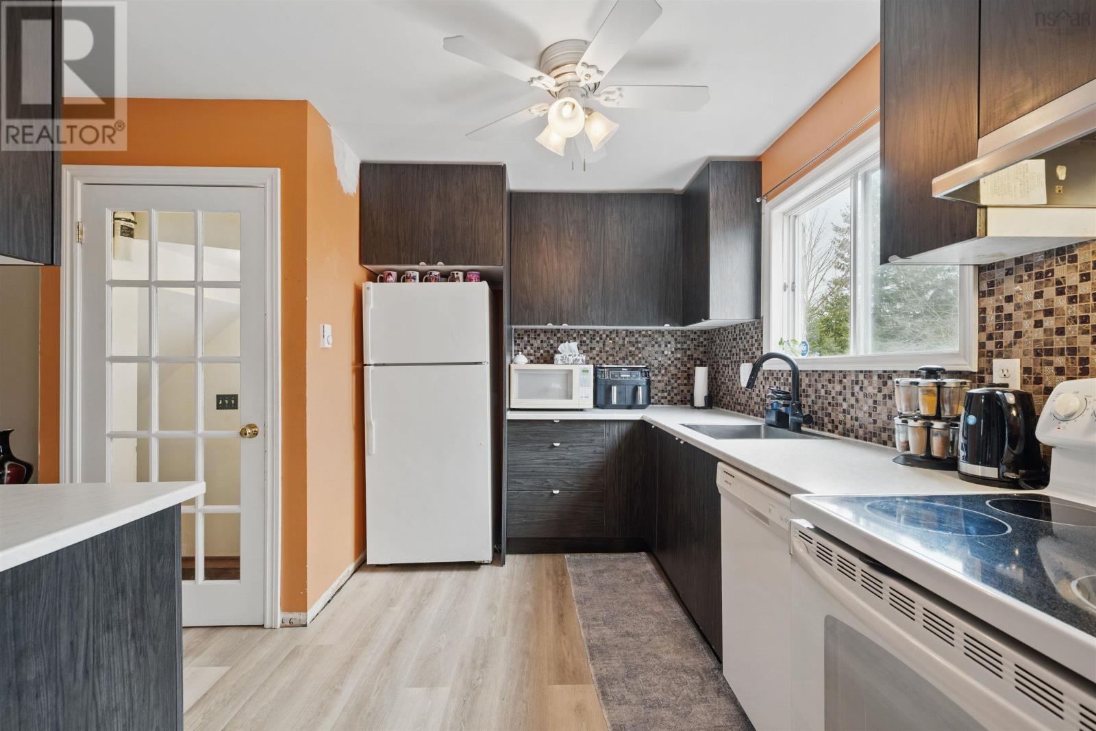 32 Londra Court, Dartmouth, Nova Scotia  B2W 5A5 - Photo 8 - 202505785