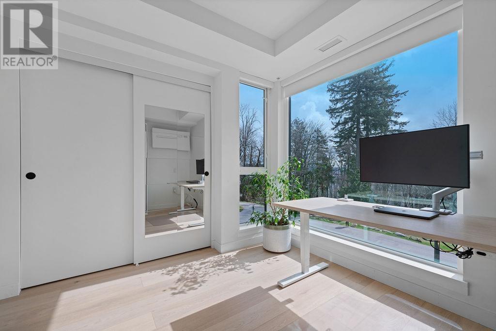 201 650 E 2nd Street, North Vancouver, British Columbia  V7M 1E3 - Photo 23 - R2981892