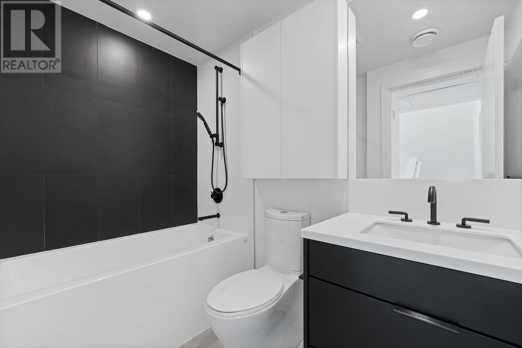 201 650 E 2nd Street, North Vancouver, British Columbia  V7M 1E3 - Photo 30 - R2981892