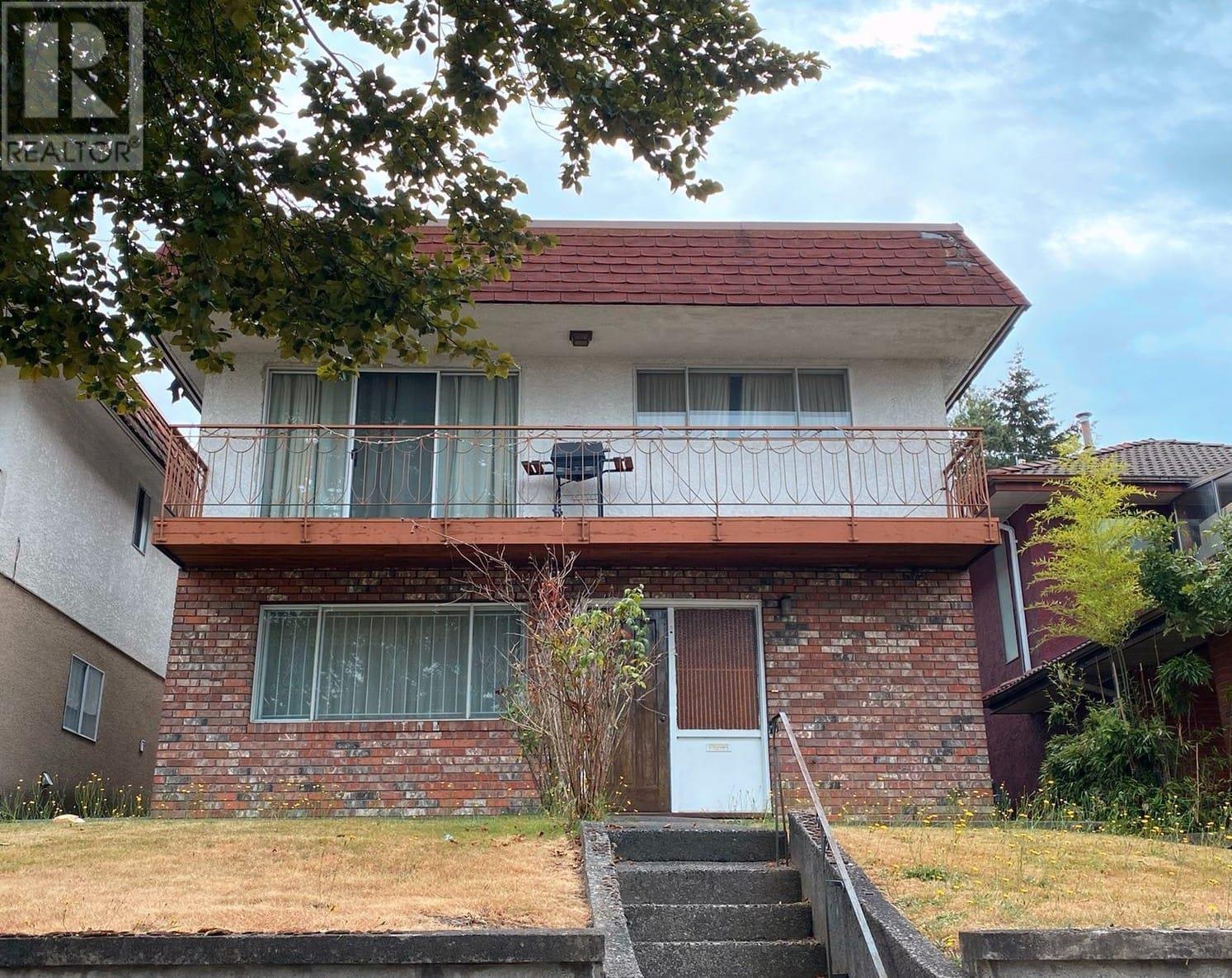Property at 4632 NANAIMO STREET image