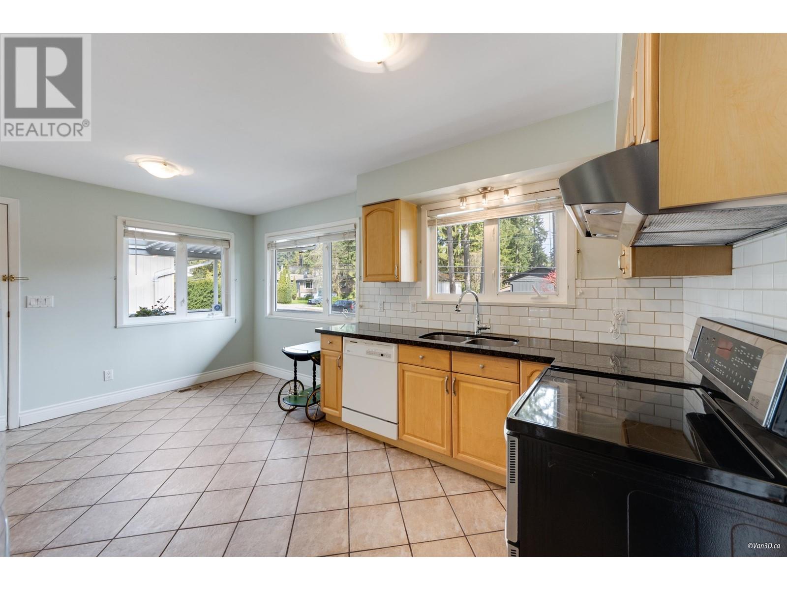 1715 Berkley Road, North Vancouver, British Columbia  V7H 1Y9 - Photo 11 - R2981925