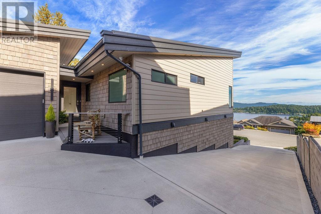 502 Spyglass Place, Gibsons, British Columbia  V0N 1V9 - Photo 27 - R2981940