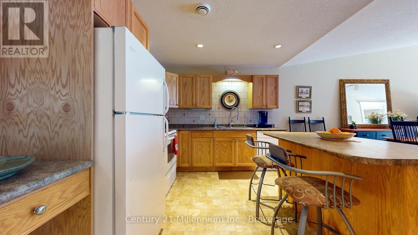 70 Meadow Lane, Wasaga Beach, Ontario  L9Z 0A3 - Photo 16 - S12041119