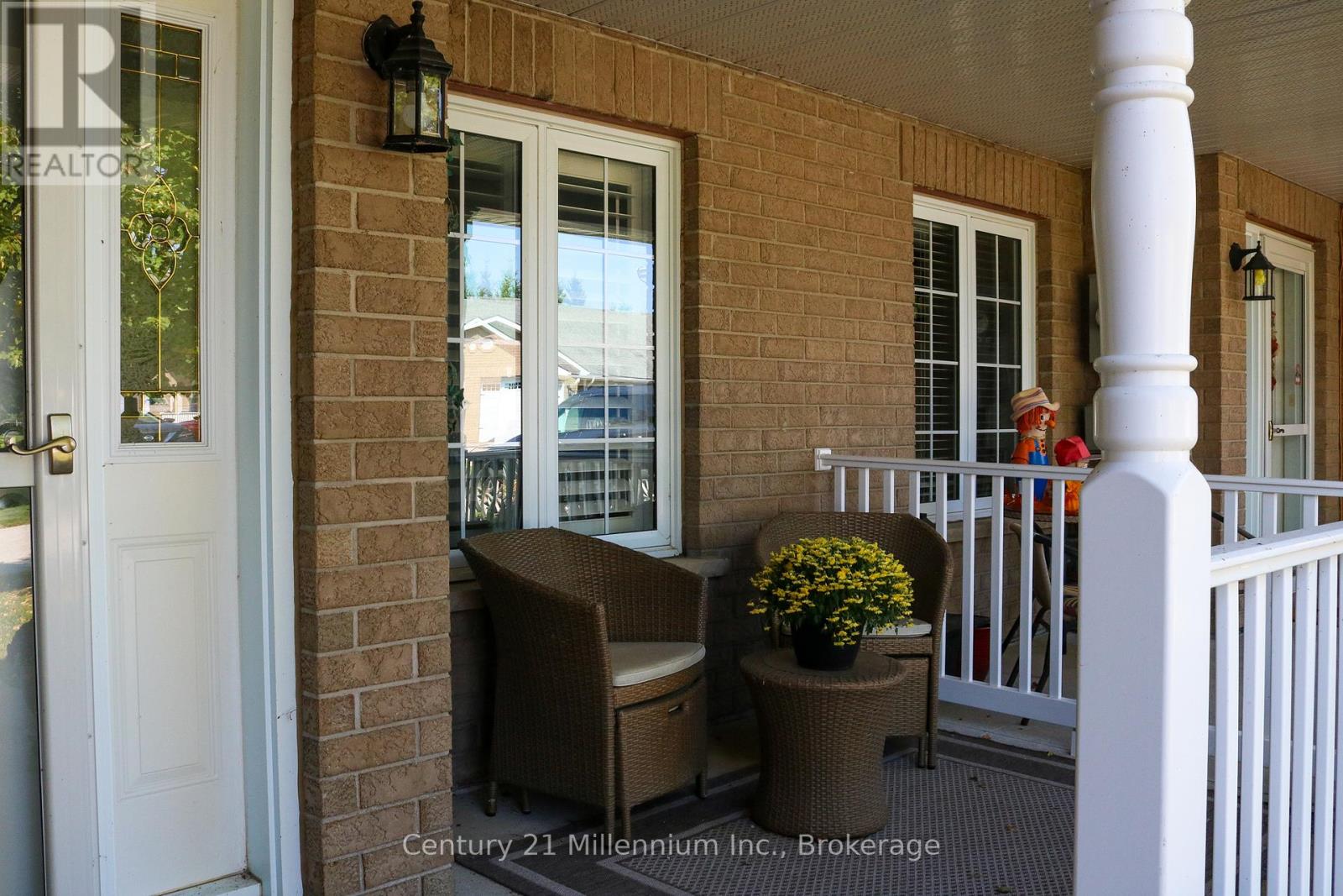 Property at 70 MEADOW LANE image 3