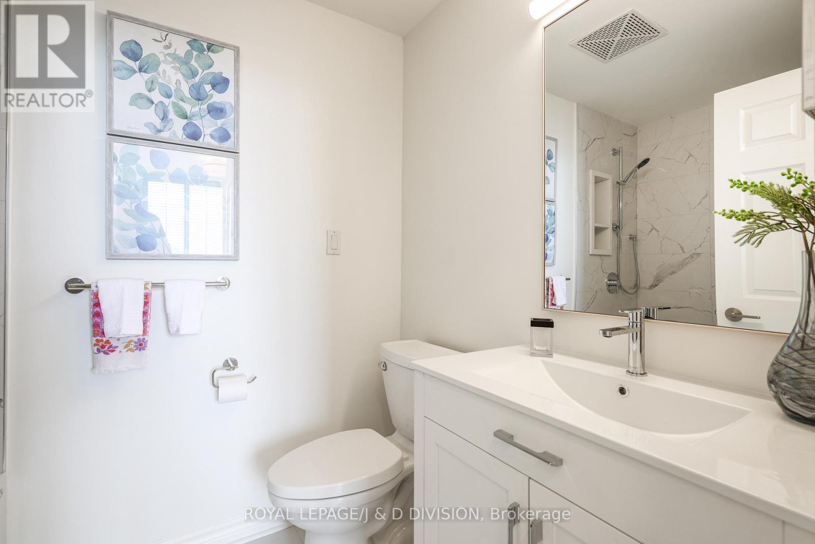302 - 1750 Bayview Avenue, Toronto, Ontario  M4G 4H6 - Photo 18 - C12041104