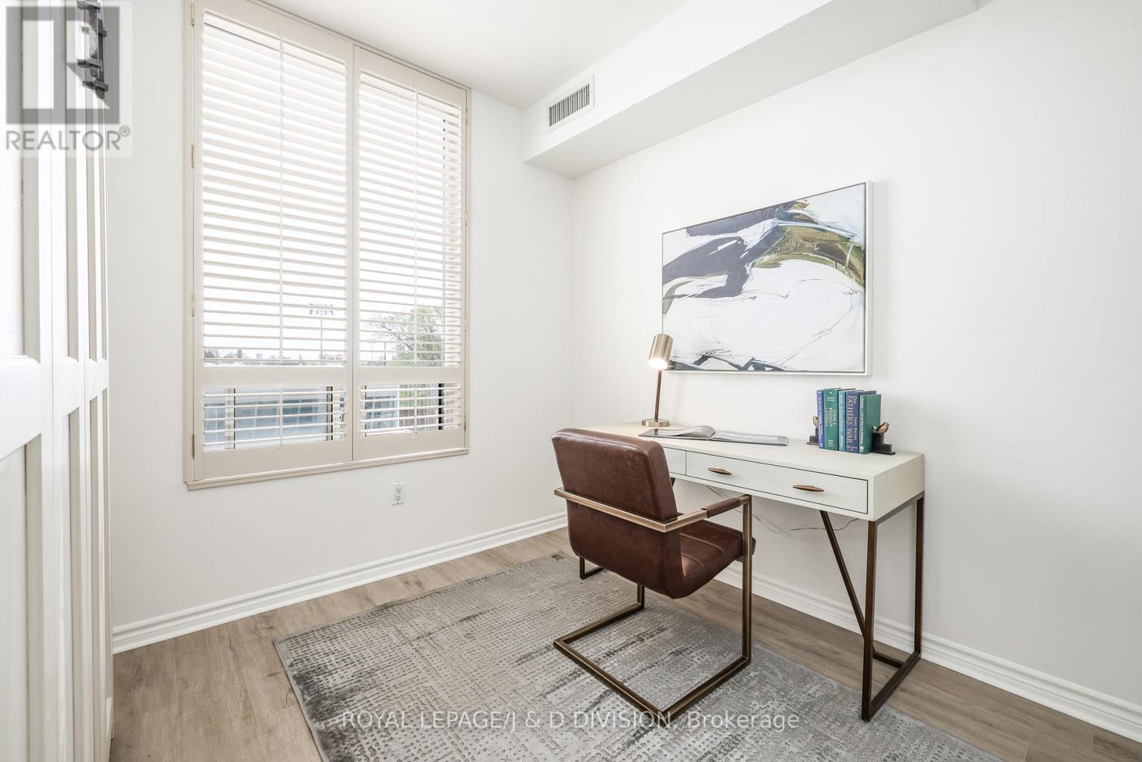 302 - 1750 Bayview Avenue, Toronto, Ontario  M4G 4H6 - Photo 21 - C12041104