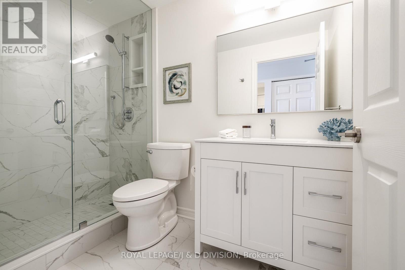 302 - 1750 Bayview Avenue, Toronto, Ontario  M4G 4H6 - Photo 23 - C12041104