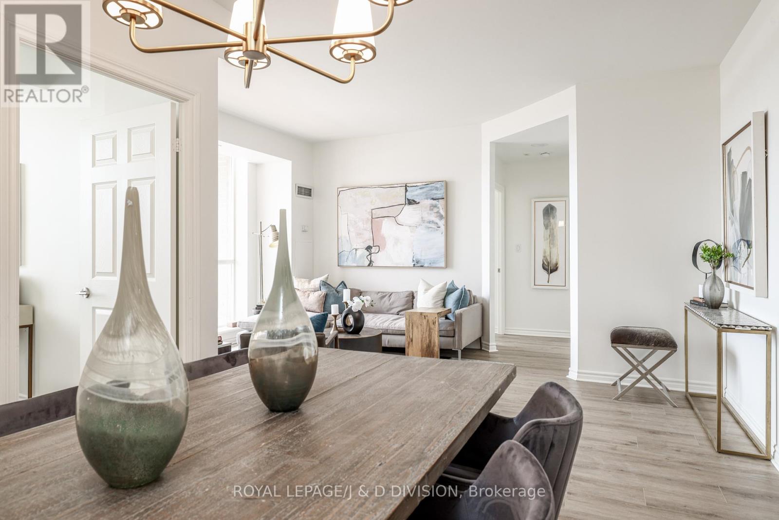 302 - 1750 Bayview Avenue, Toronto, Ontario  M4G 4H6 - Photo 7 - C12041104