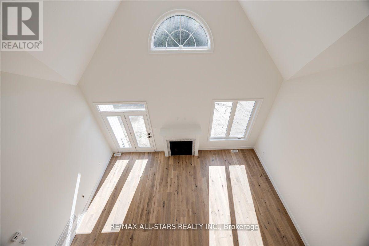 59 Stadacona Avenue, Georgina, Ontario  L0E 1R0 - Photo 24 - N12041123