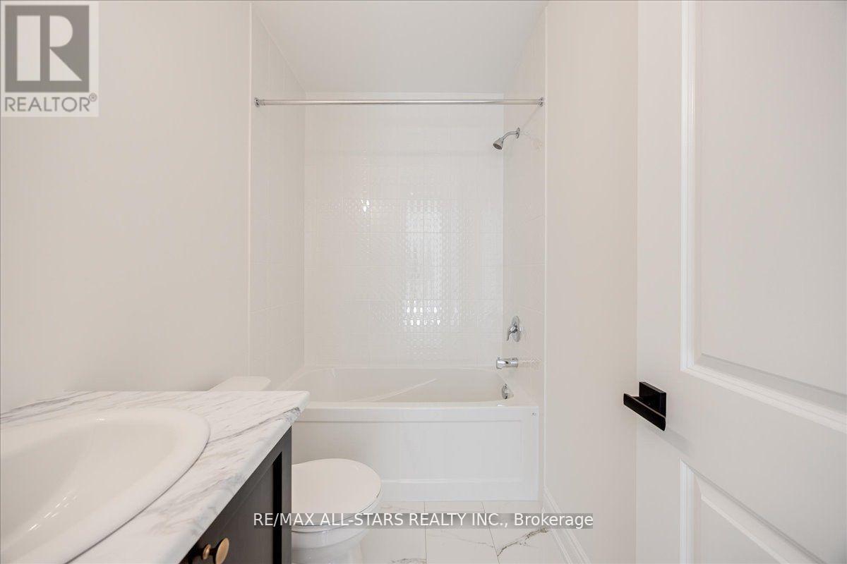 59 Stadacona Avenue, Georgina, Ontario  L0E 1R0 - Photo 31 - N12041123