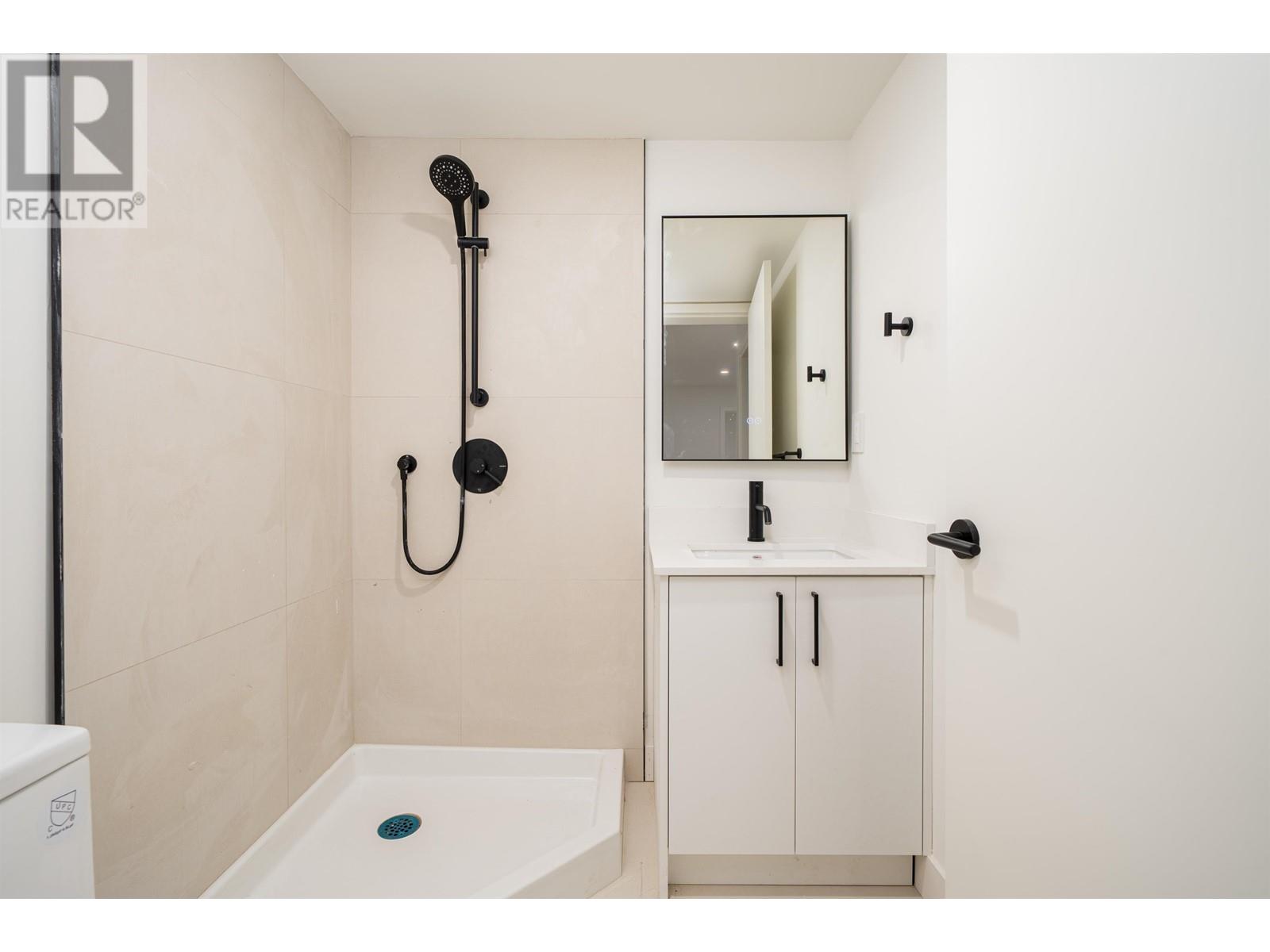 850 W 64th Avenue, Vancouver, British Columbia  V6P 3V1 - Photo 31 - R2981617