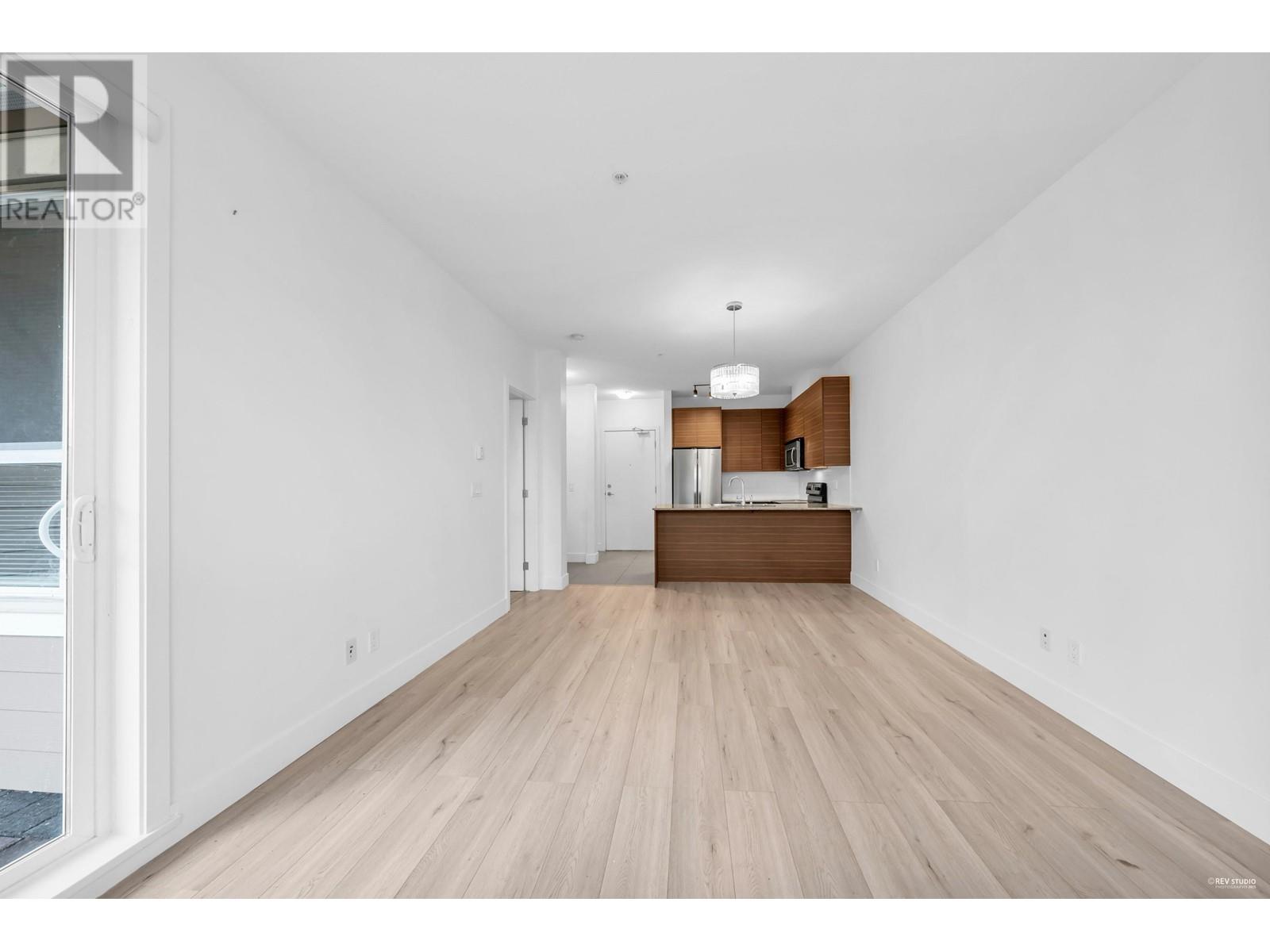 112 5788 Sidley Street, Burnaby, British Columbia  V5J 0E4 - Photo 8 - R2981513