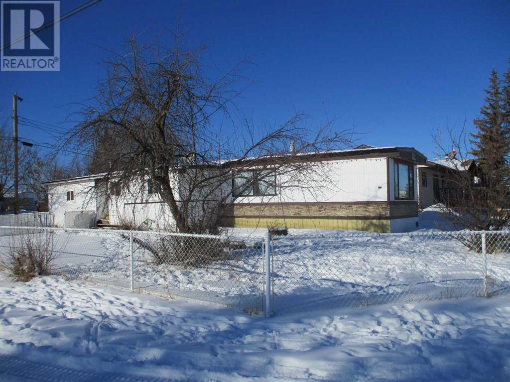 202, 4th Avenue  NE, manning, Alberta